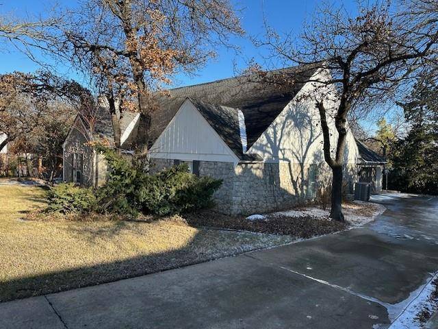 Edmond, OK 73034,412 Timberdale Drive