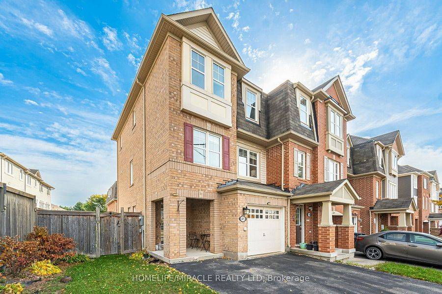 Brampton, ON L7A 0T1,41 Ashen Tree LN