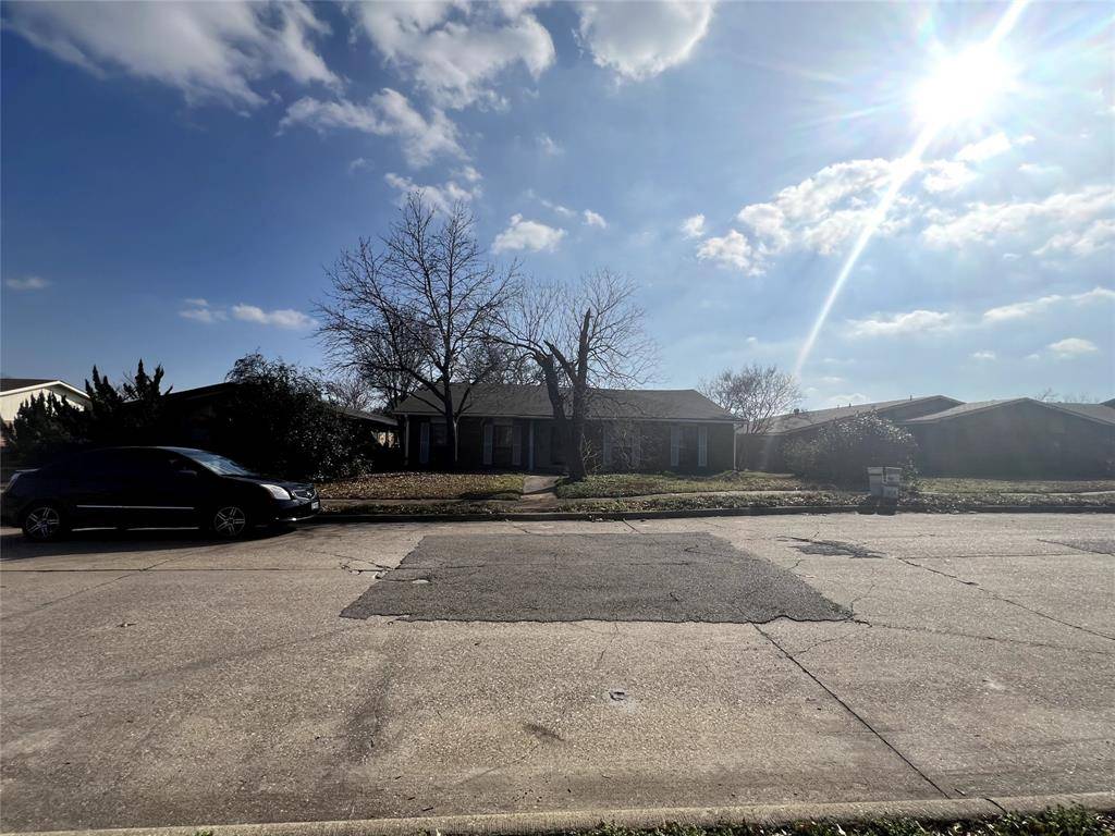 Mesquite, TX 75150,508 Hardwood Trail