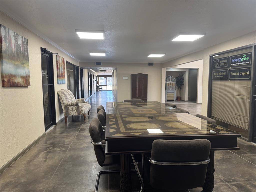 Hurst, TX 76053,1060 W Pipeline Road #200