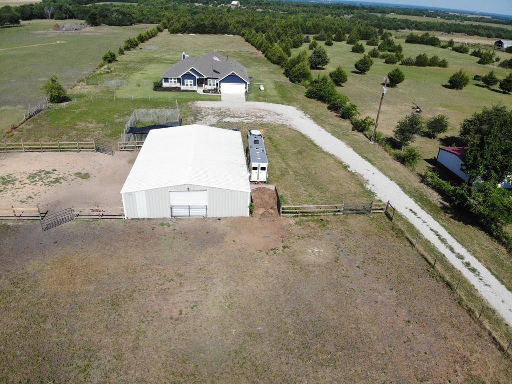 Dodd City, TX 75438,895 County Road 2909