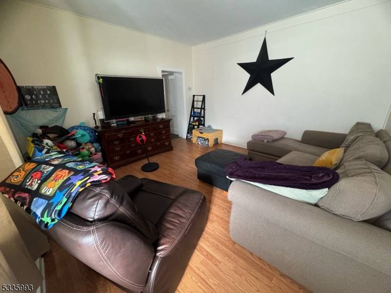 Newton Town, NJ 07860,36 Mount View St