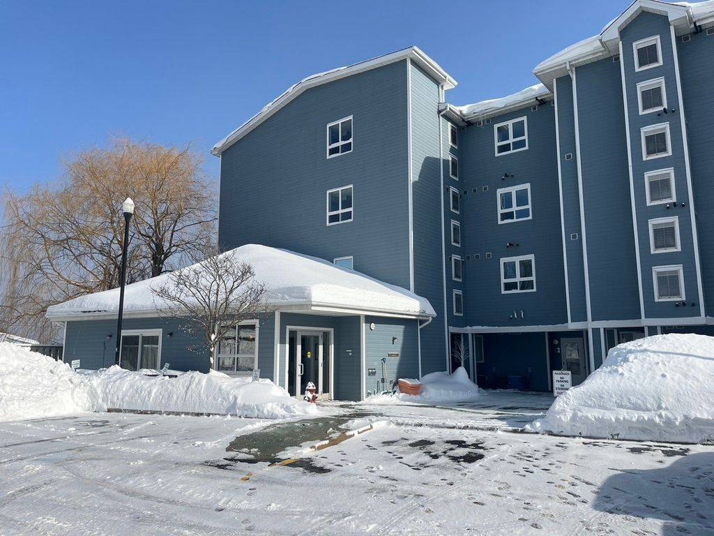 Meaford, ON N4L 1Y2,34 Bayfield ST #308