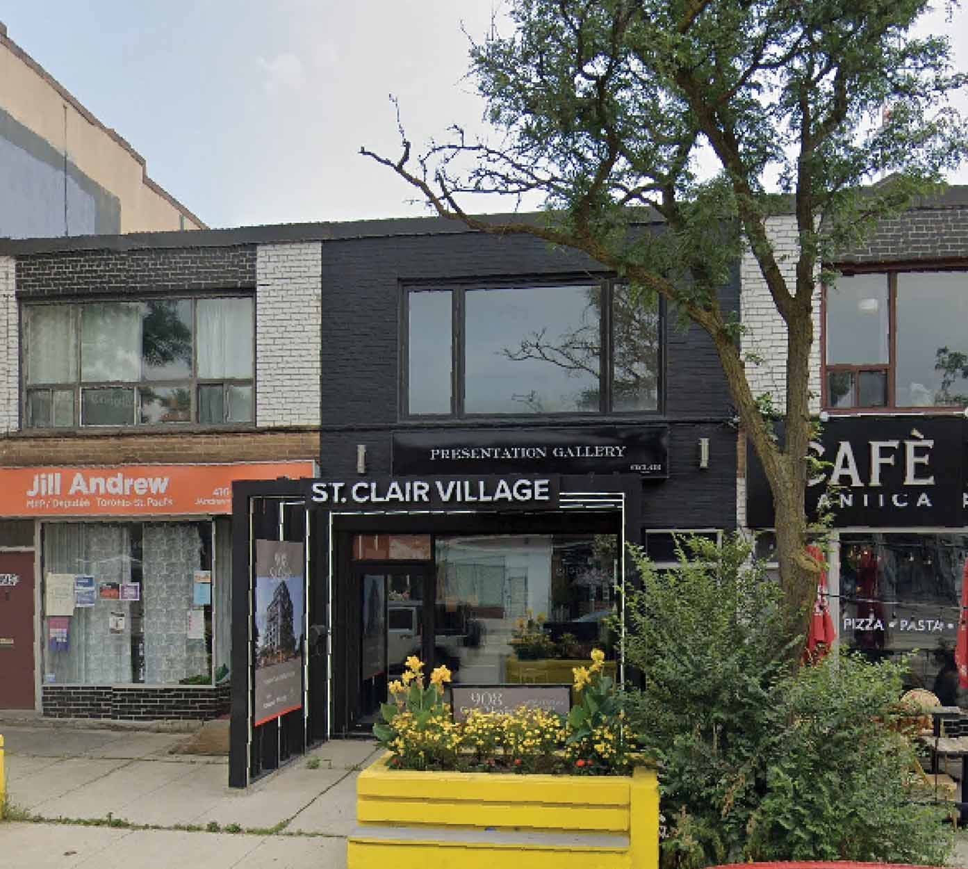 Toronto C03, ON M6C 1C5,805 St Clair AVE W