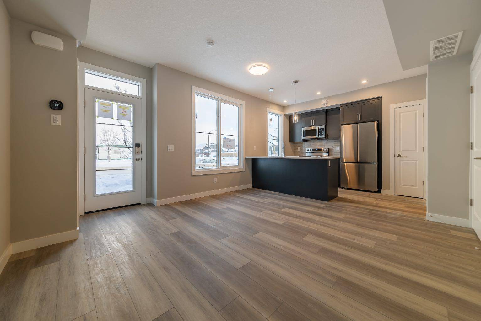 Calgary, AB T3M 3T8,20988 Seton WAY SE