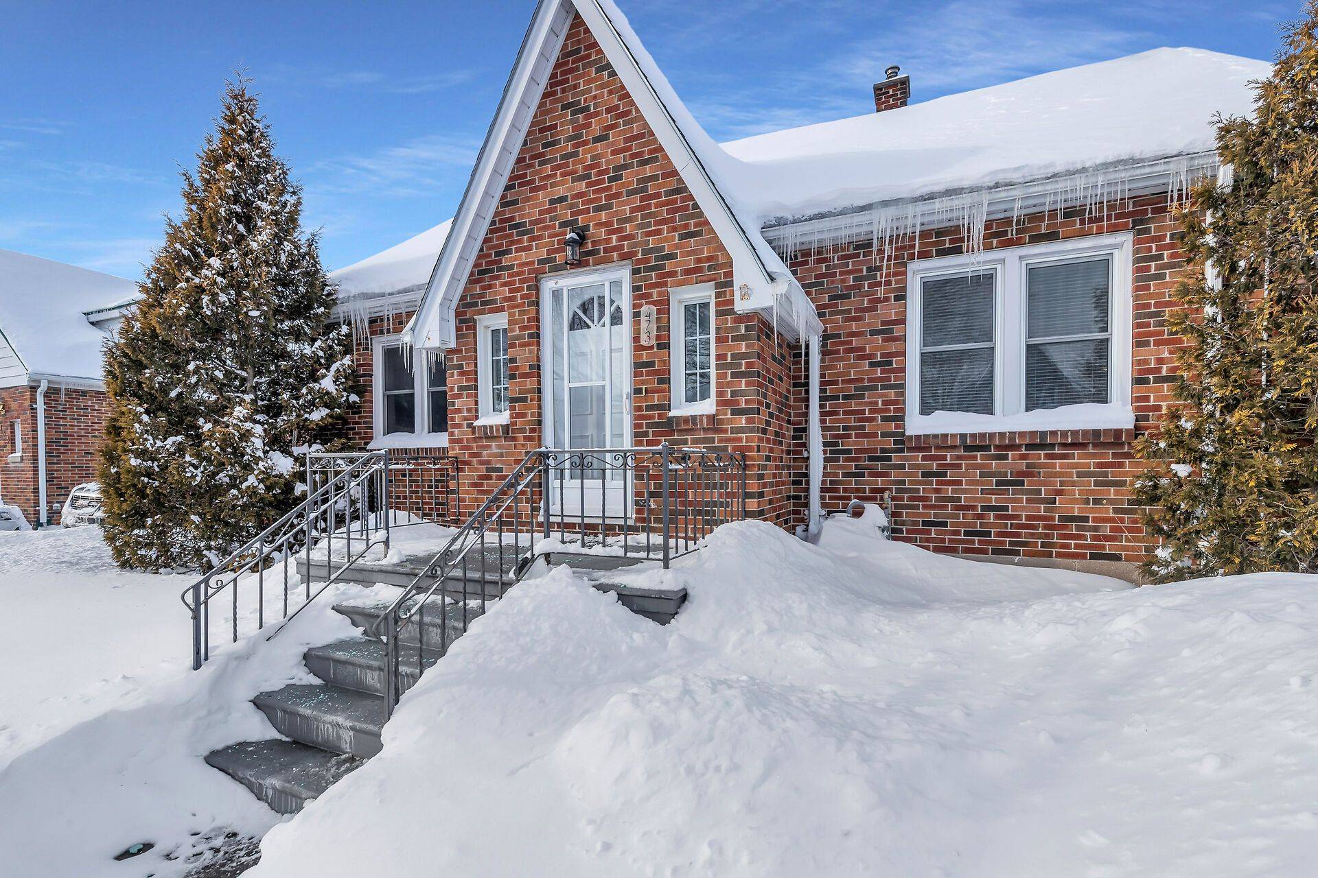 Woodstock, ON N4S 5J3,473 Brant ST