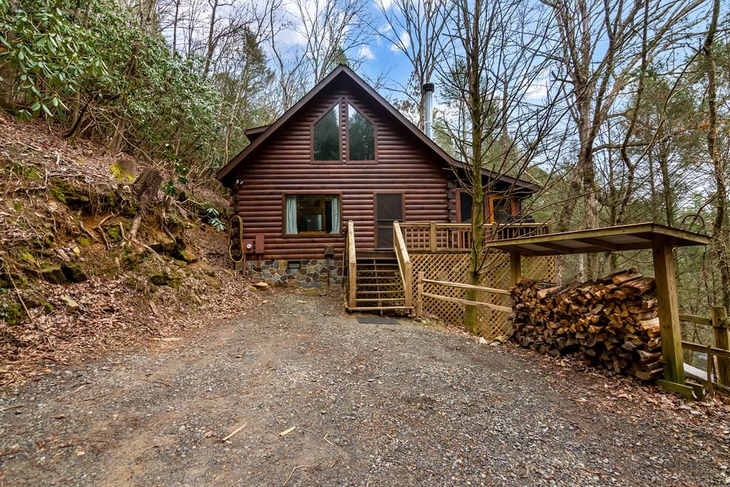 Ellijay, GA 30540,425 River Bend Court