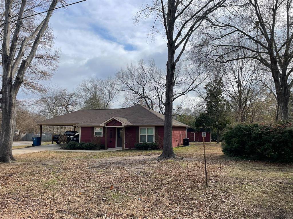Chandler, TX 75758,106 Walnut Street