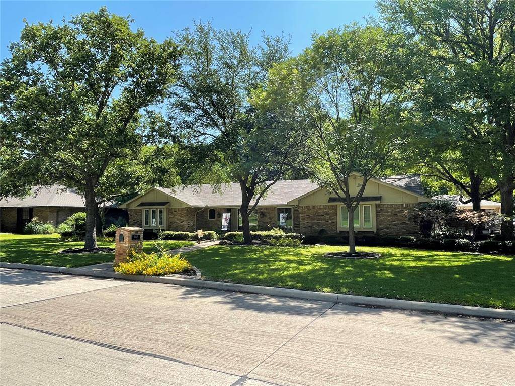 Colleyville, TX 76034,5300 Elm Street