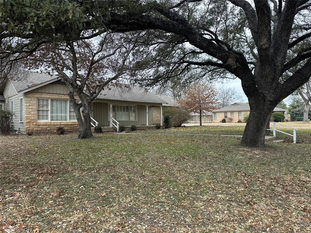 Brownwood, TX 76801,2001 Belmeade Street