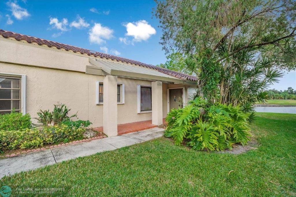 Weston, FL 33326,390 Patio Village Ter  #309