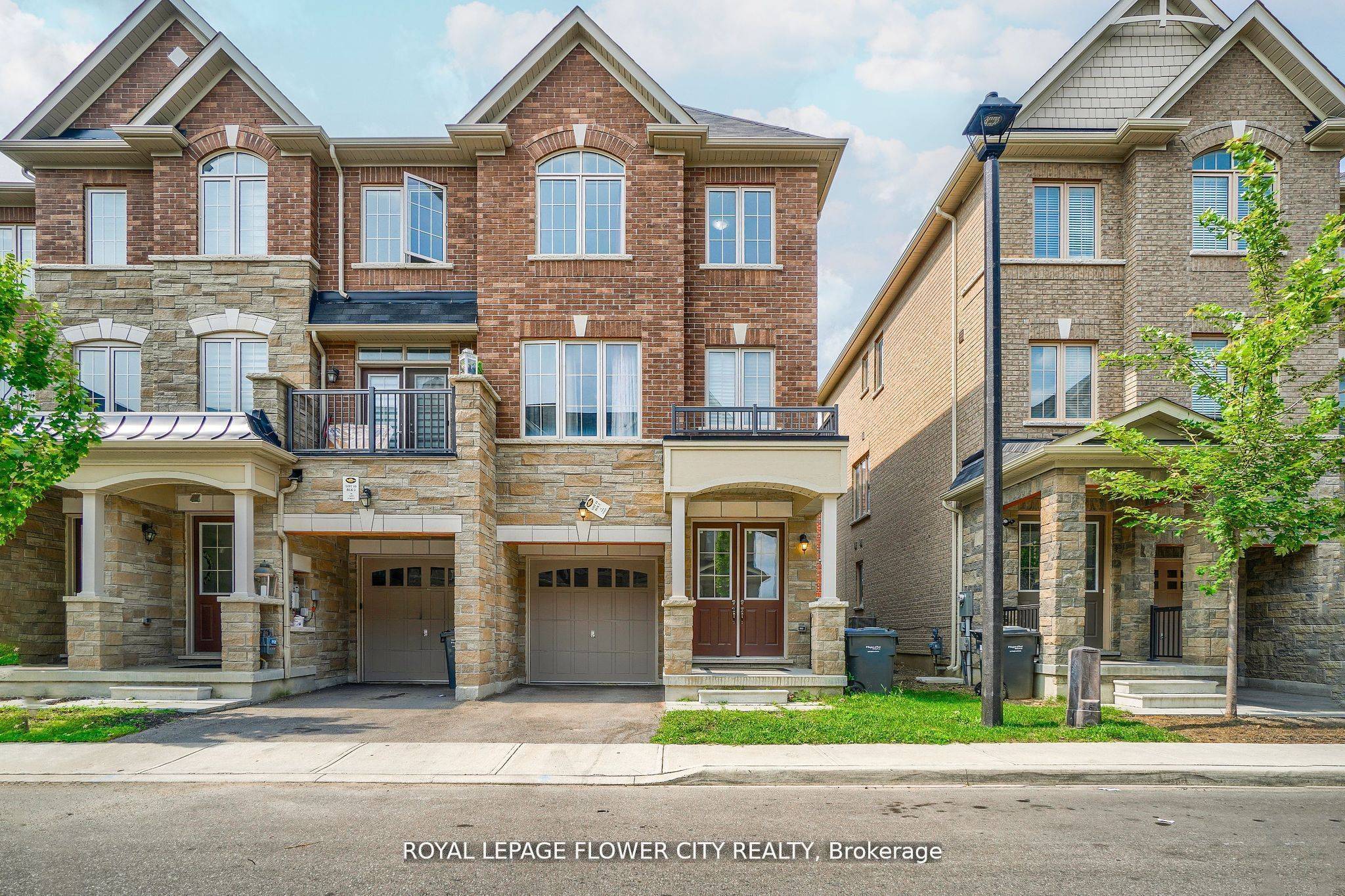 Brampton, ON L6P 4M9,14 Faye ST