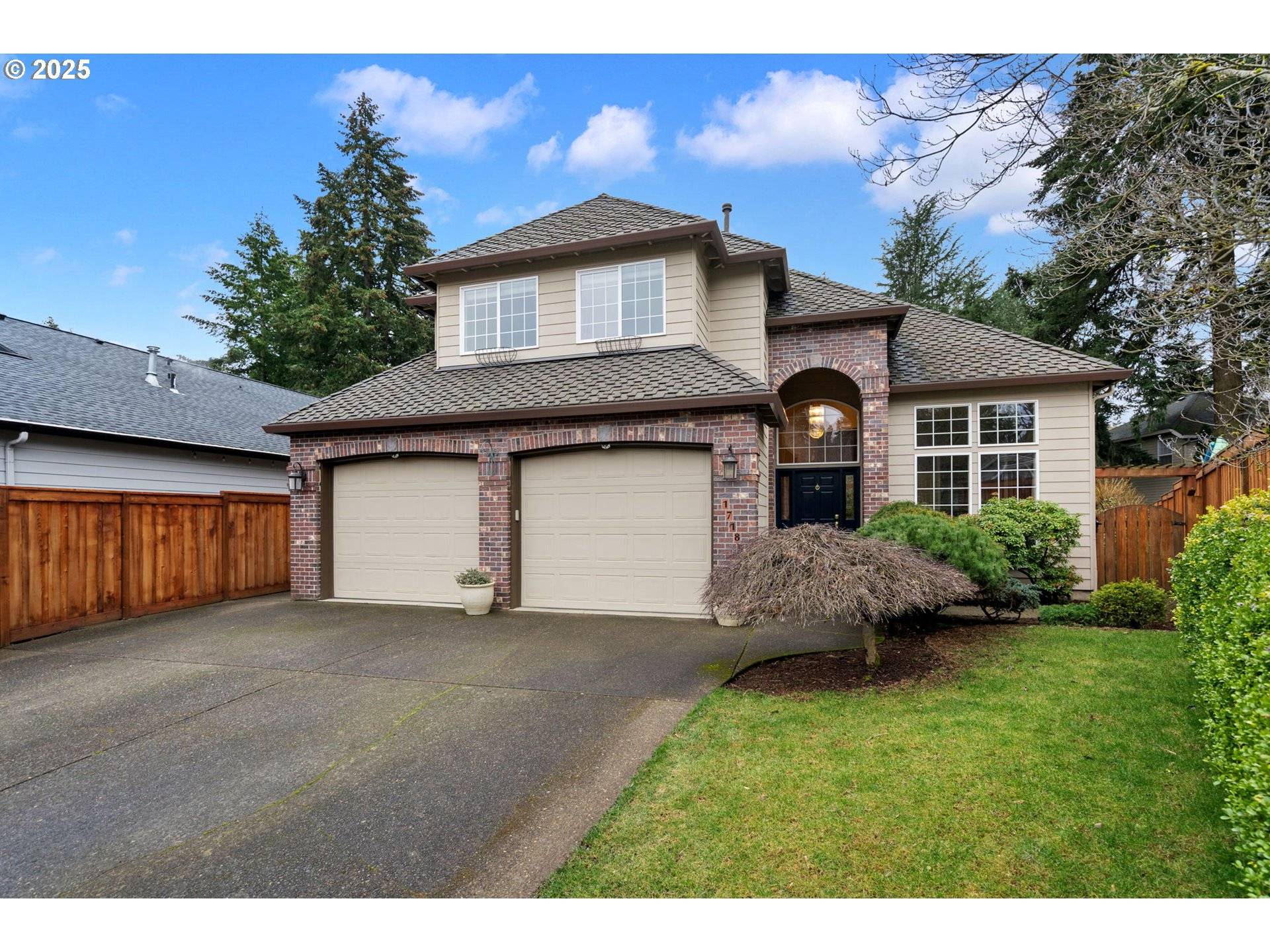 Lake Oswego, OR 97035,17185 WARREN CT