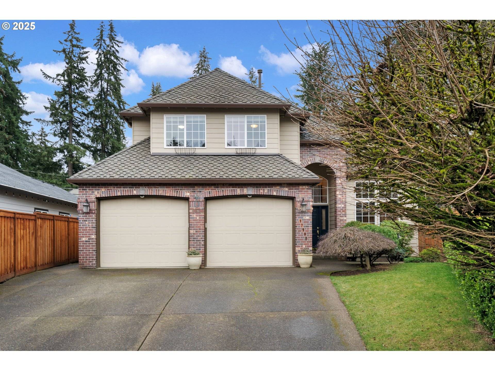 Lake Oswego, OR 97035,17185 WARREN CT