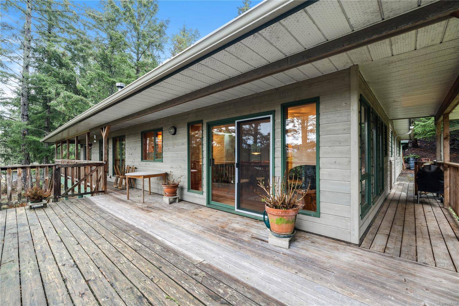 Salt Spring, BC V8K 1K8,238 Elizabeth Dr