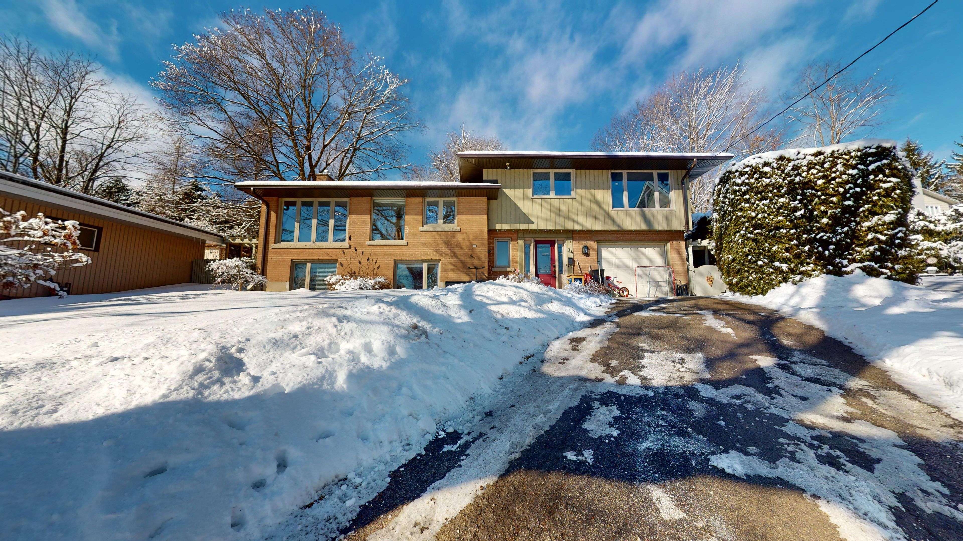 Brockville, ON K6V 2Y6,34 Riverview DR