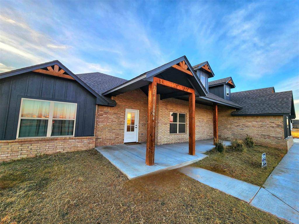 Tuttle, OK 73089,1094 County Street 2958
