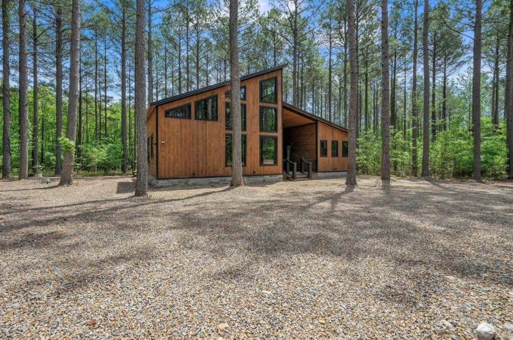 Broken Bow, OK 74728,101 WESTERN FIR