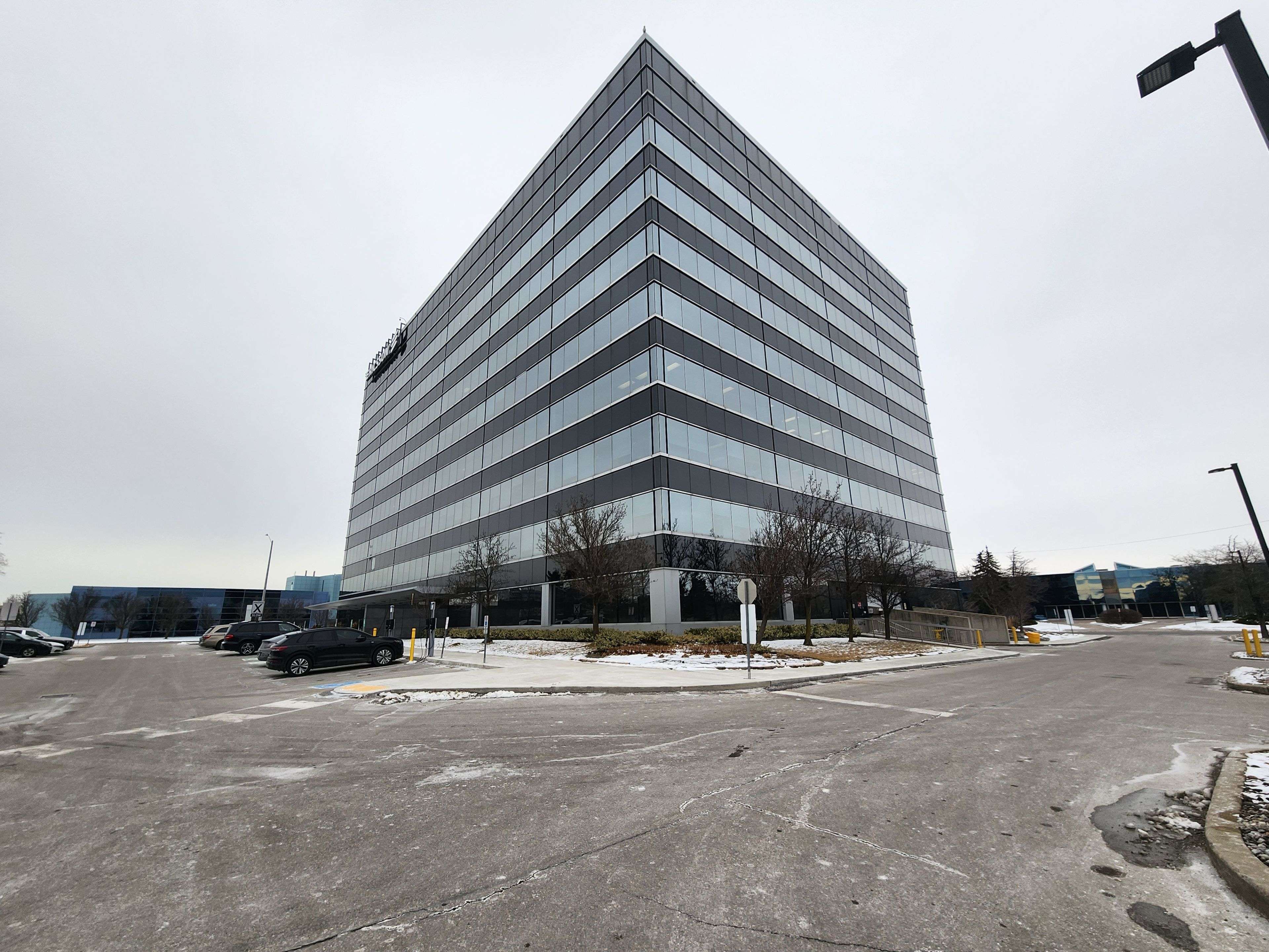 Mississauga, ON L4W 5K4,2425 Matheson BLVD E #400-401