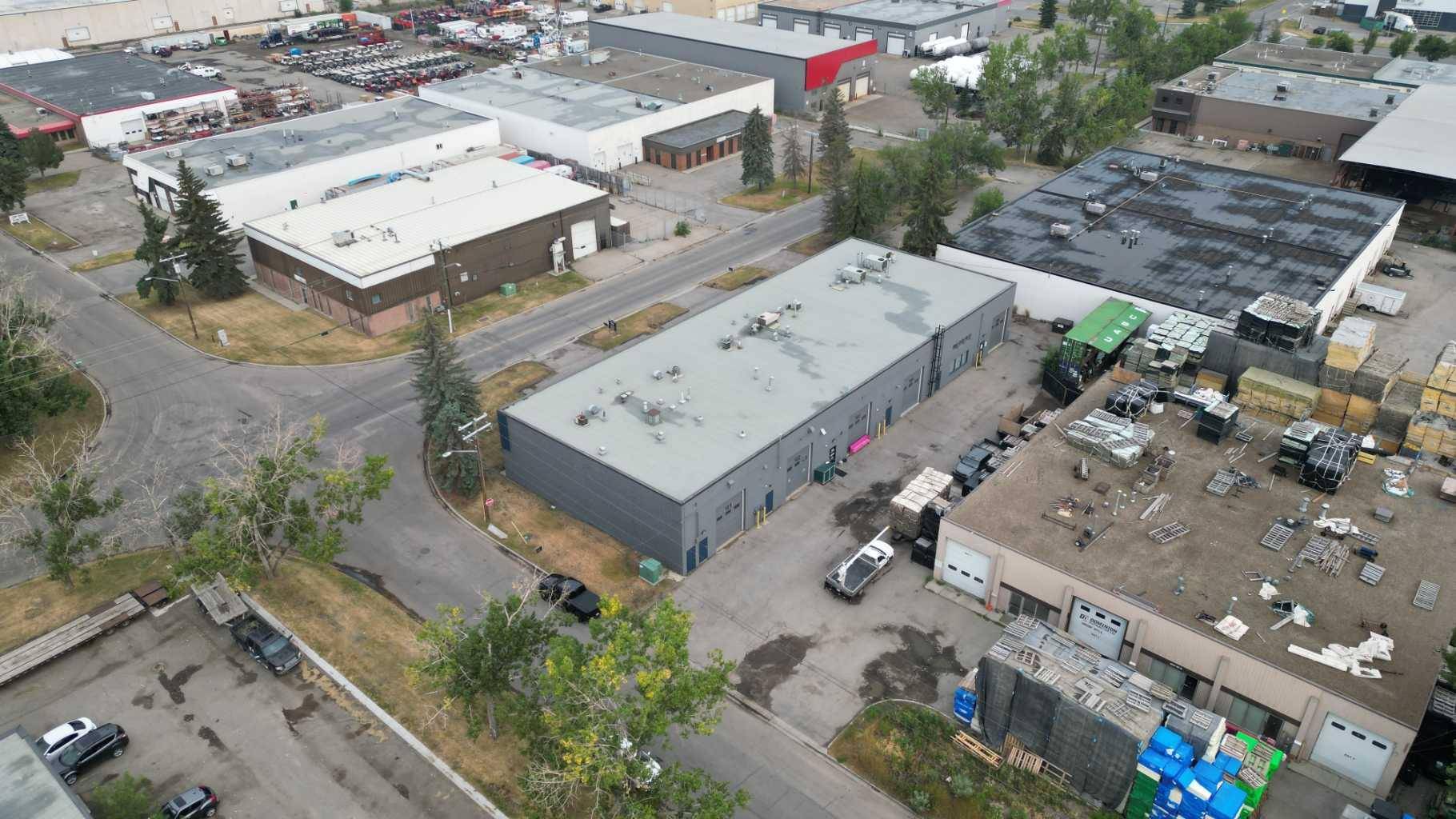 Calgary, AB T2C 2B3,4116 64 AVE SE #104