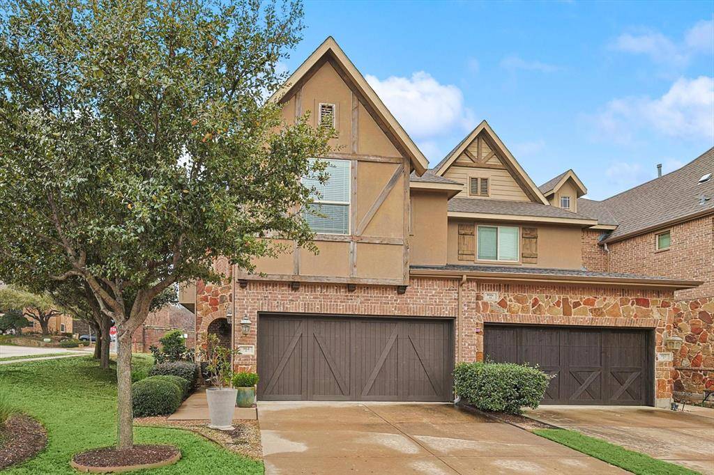 Euless, TX 76039,964 Brook Forest Lane