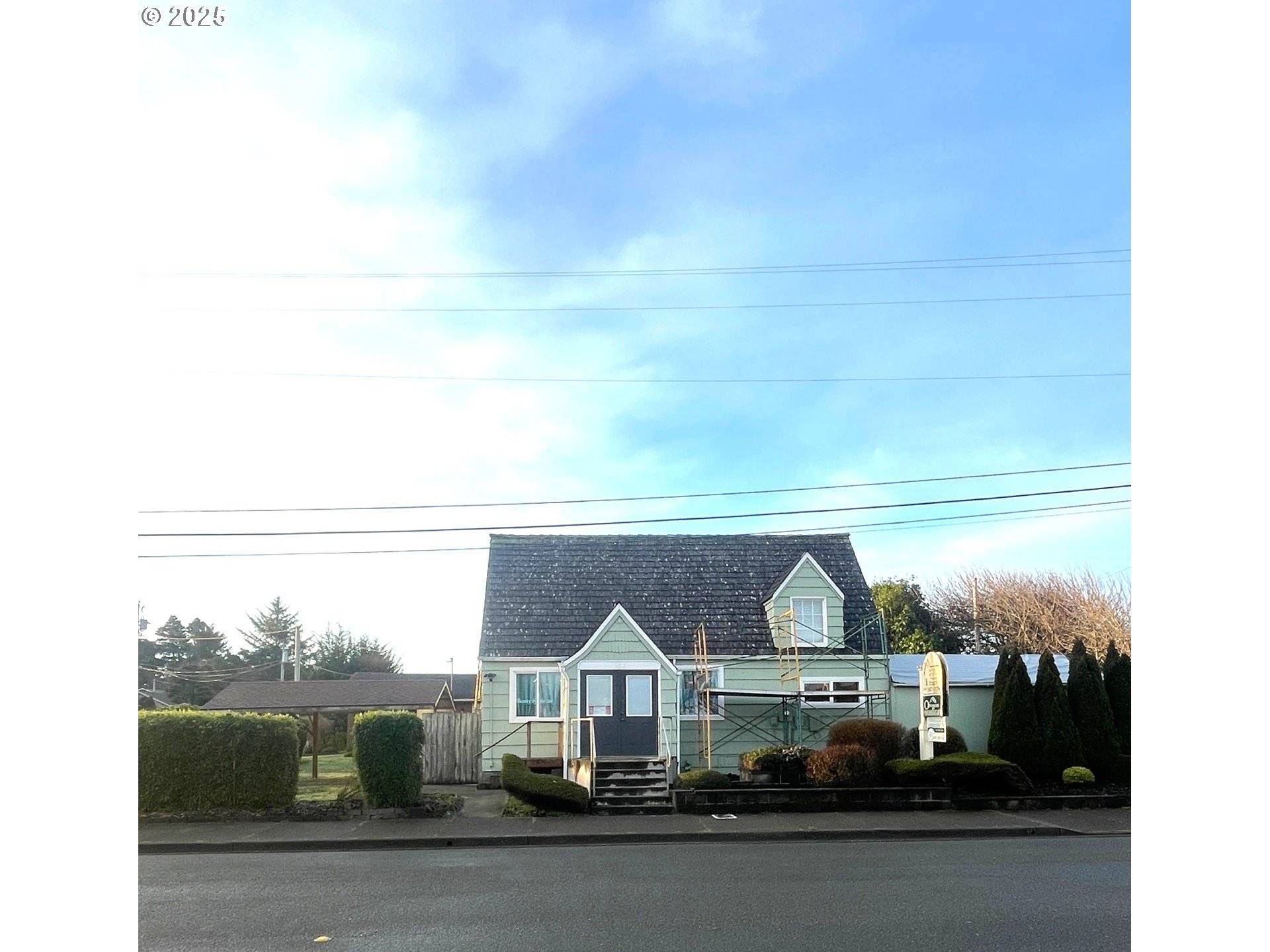 Bandon, OR 97411,95 12TH ST