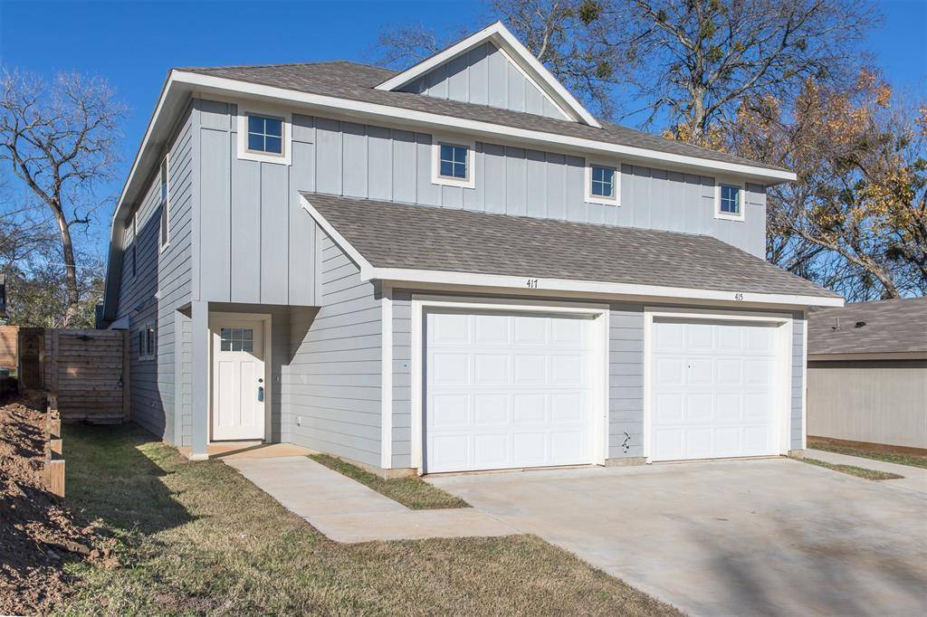 Denison, TX 75020,415 W Elm Street #415/417