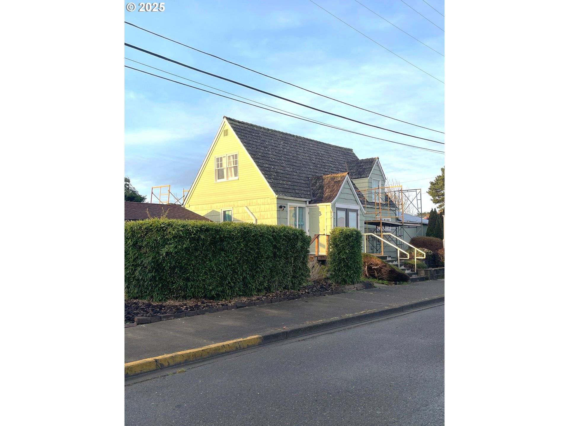 Bandon, OR 97411,95 12TH ST