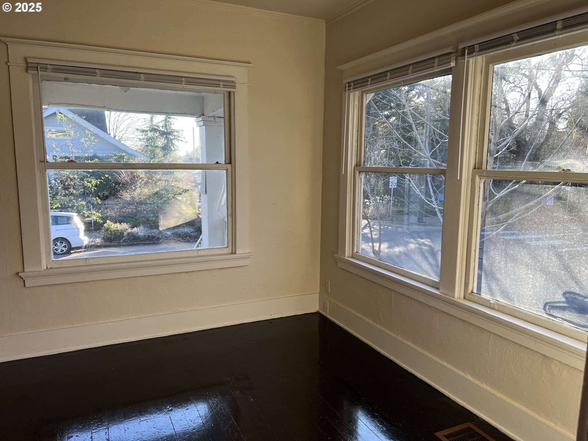 Portland, OR 97211,903 NE PRESCOTT ST