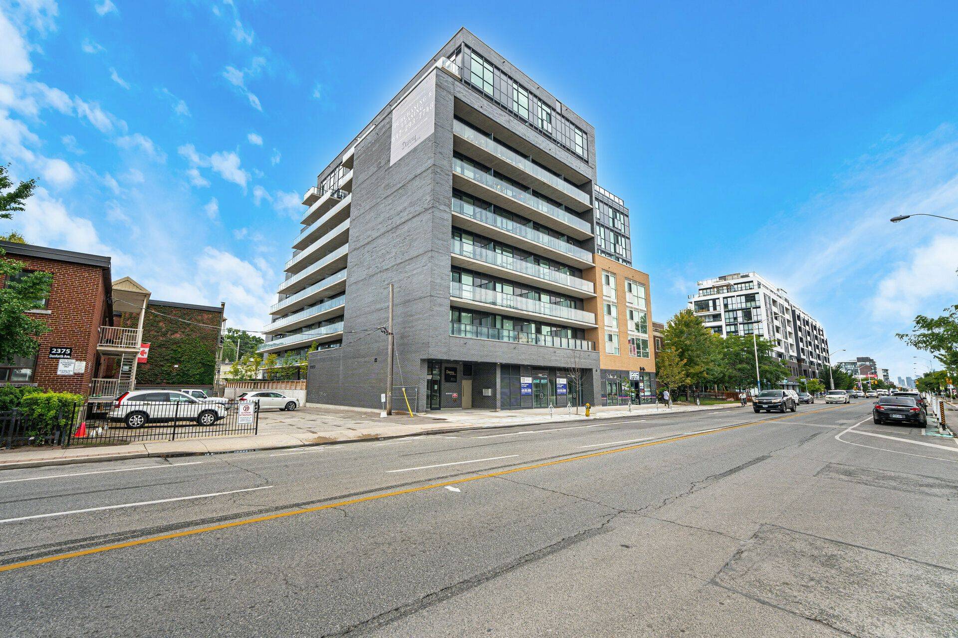 Toronto E02, ON M4C 0B1,2369 Danforth AVE #811