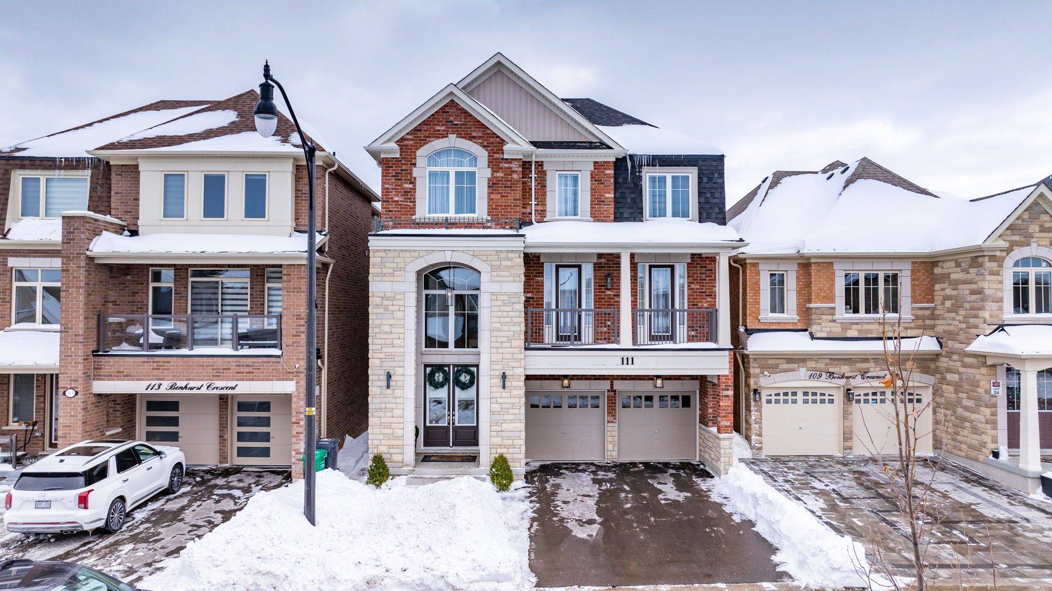 Brampton, ON L7A 5A4,111 Benhurst CRES