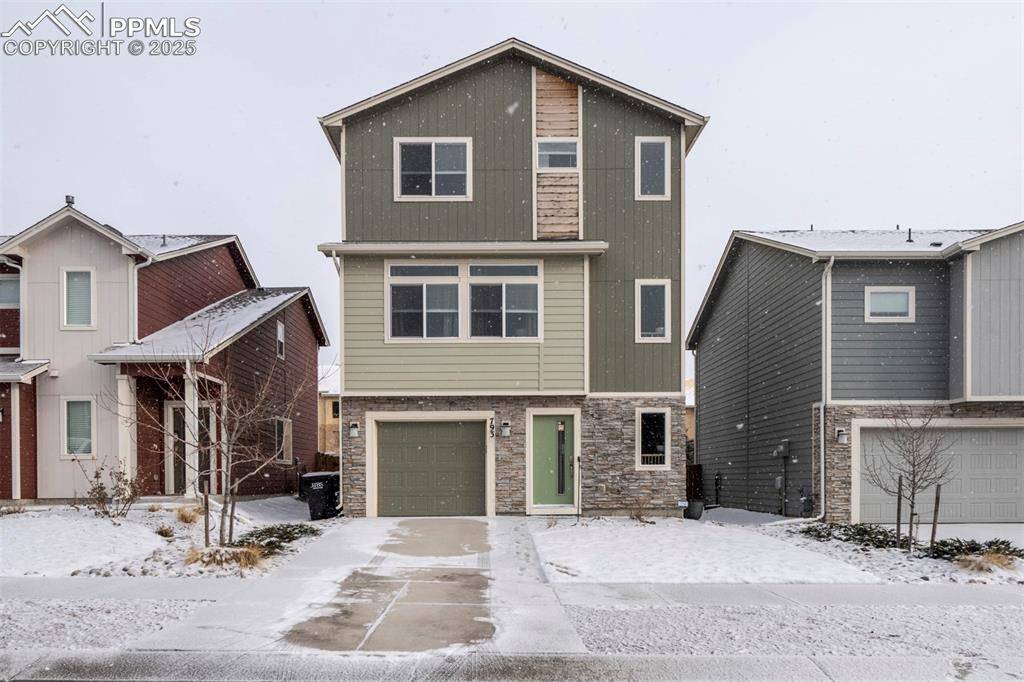 Colorado Springs, CO 80915,793 Grissom DR