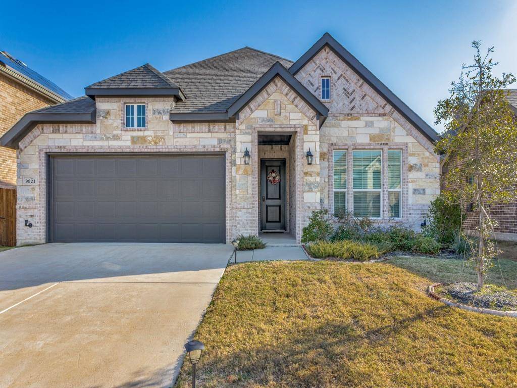 Fort Worth, TX 76036,9921 Ginkgo Lane