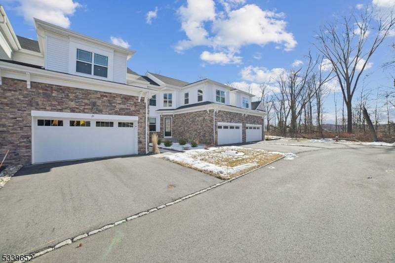 Morris Twp., NJ 07960,29 Stone Ct