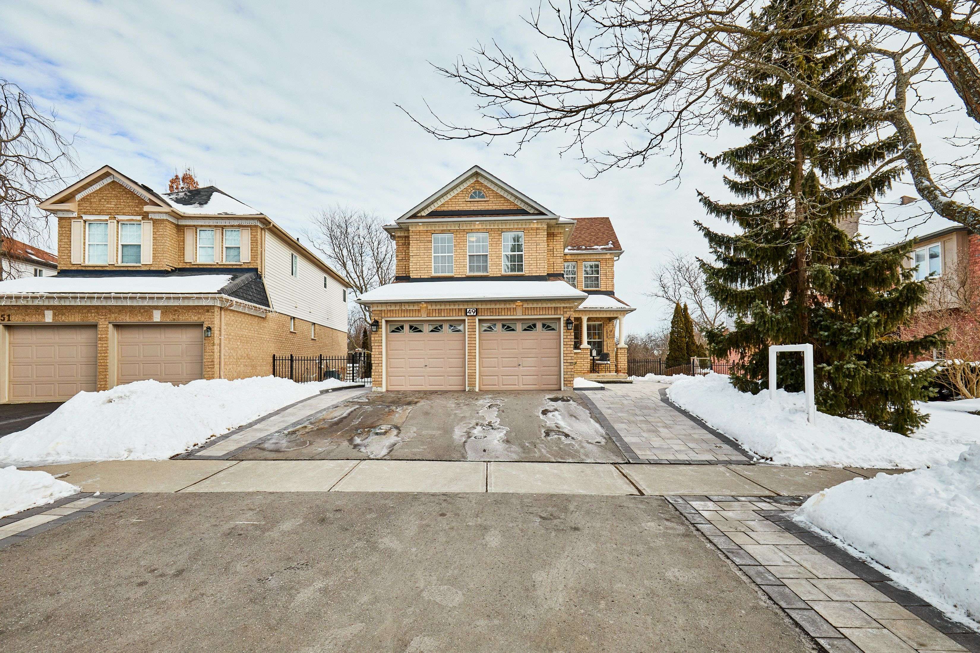 Whitby, ON L1P 1M7,49 Wetherburn DR