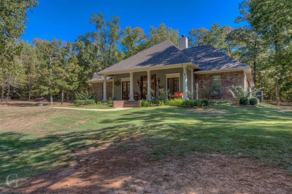 Benton, LA 71006,120 Oak Leaf Trail