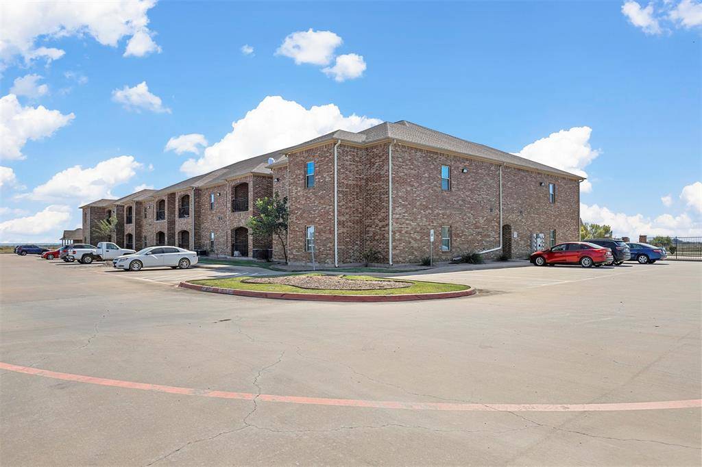 Alvarado, TX 76009,301 County Road 207 #1110