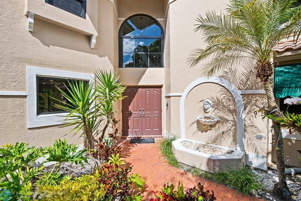 Boca Raton, FL 33433,22548 Caravelle Cir