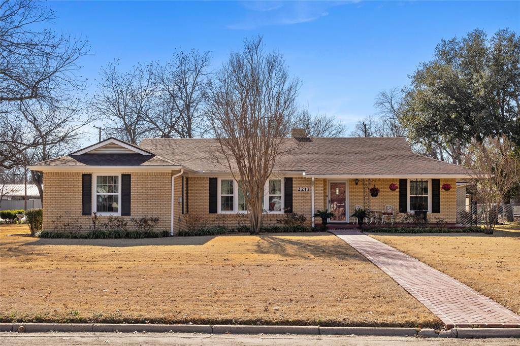 Brownwood, TX 76801,2211 Belmeade