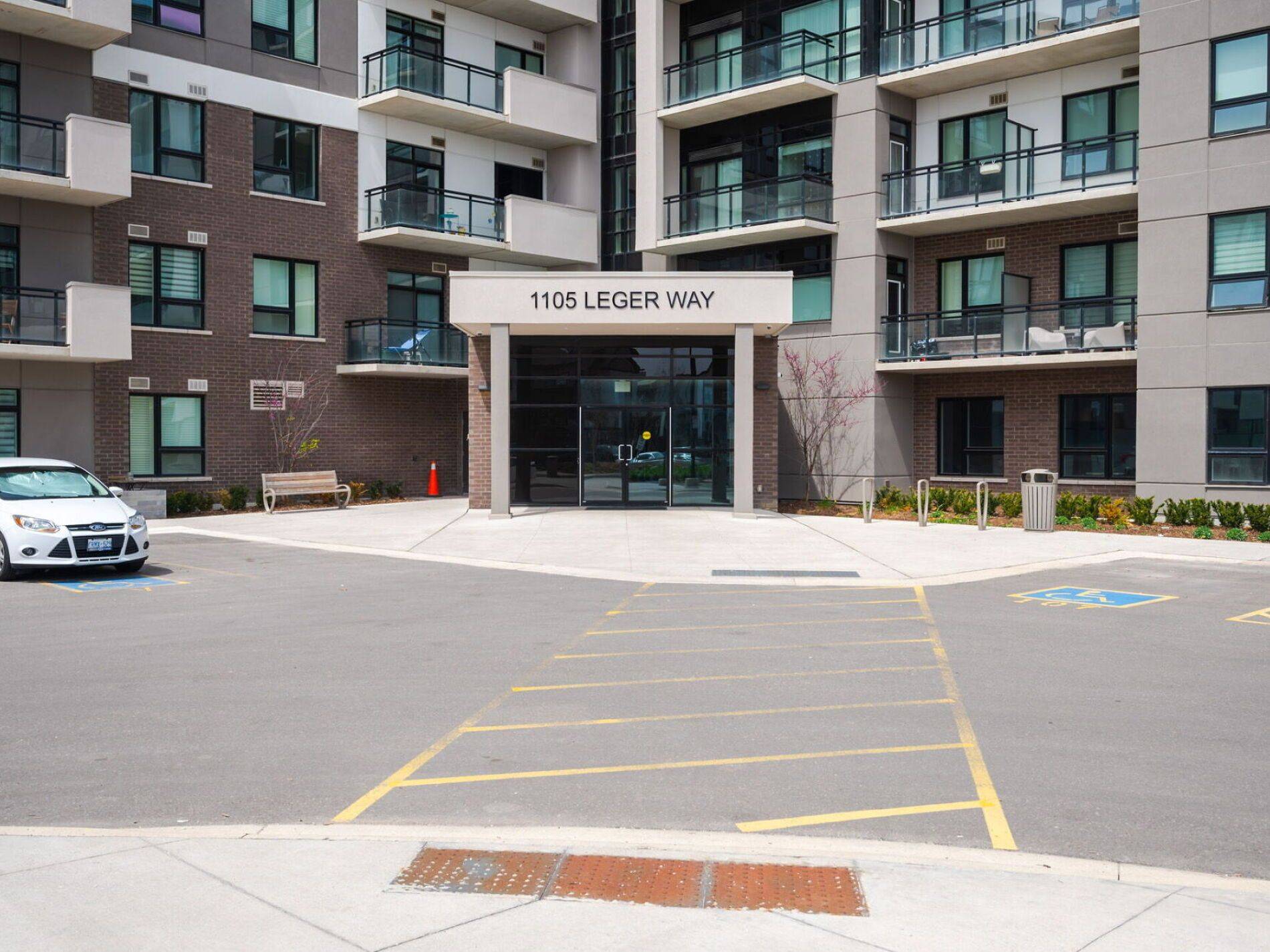 Milton, ON L9E 1K7,1105 Leger WAY #129