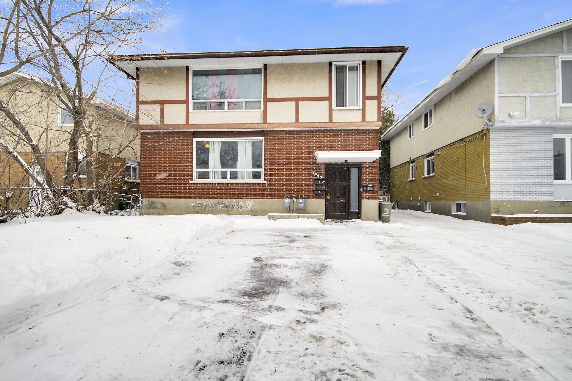 Britannia - Lincoln Heights And Area, ON K2B 7C8,2663 Priscilla ST