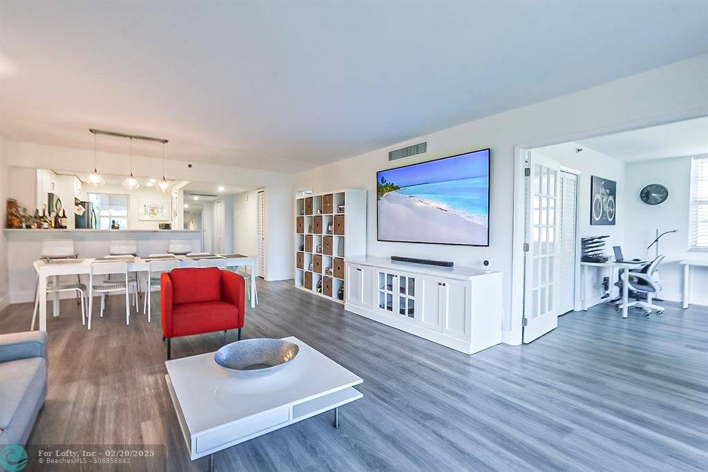 Pompano Beach, FL 33069,3510 Oaks Way  #410