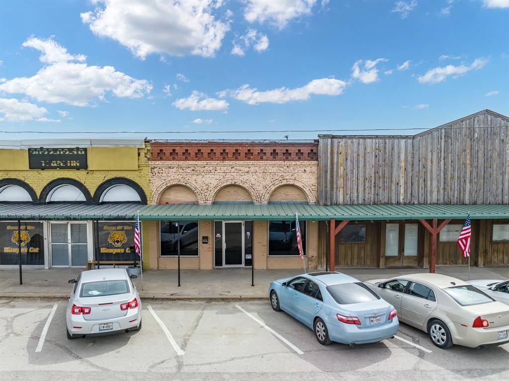 Itasca, TX 76055,103 W Main St