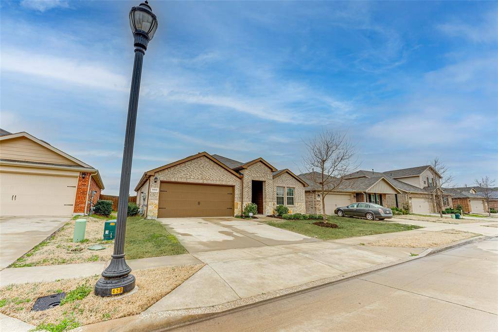 Crandall, TX 75114,2215 Kingfisher Street