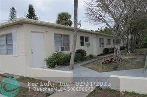Deerfield Beach, FL 33441,93 NE 7th Ct  #2