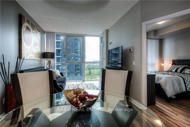 Mississauga, ON L5R 0E4,55 Eglinton AVE W #801