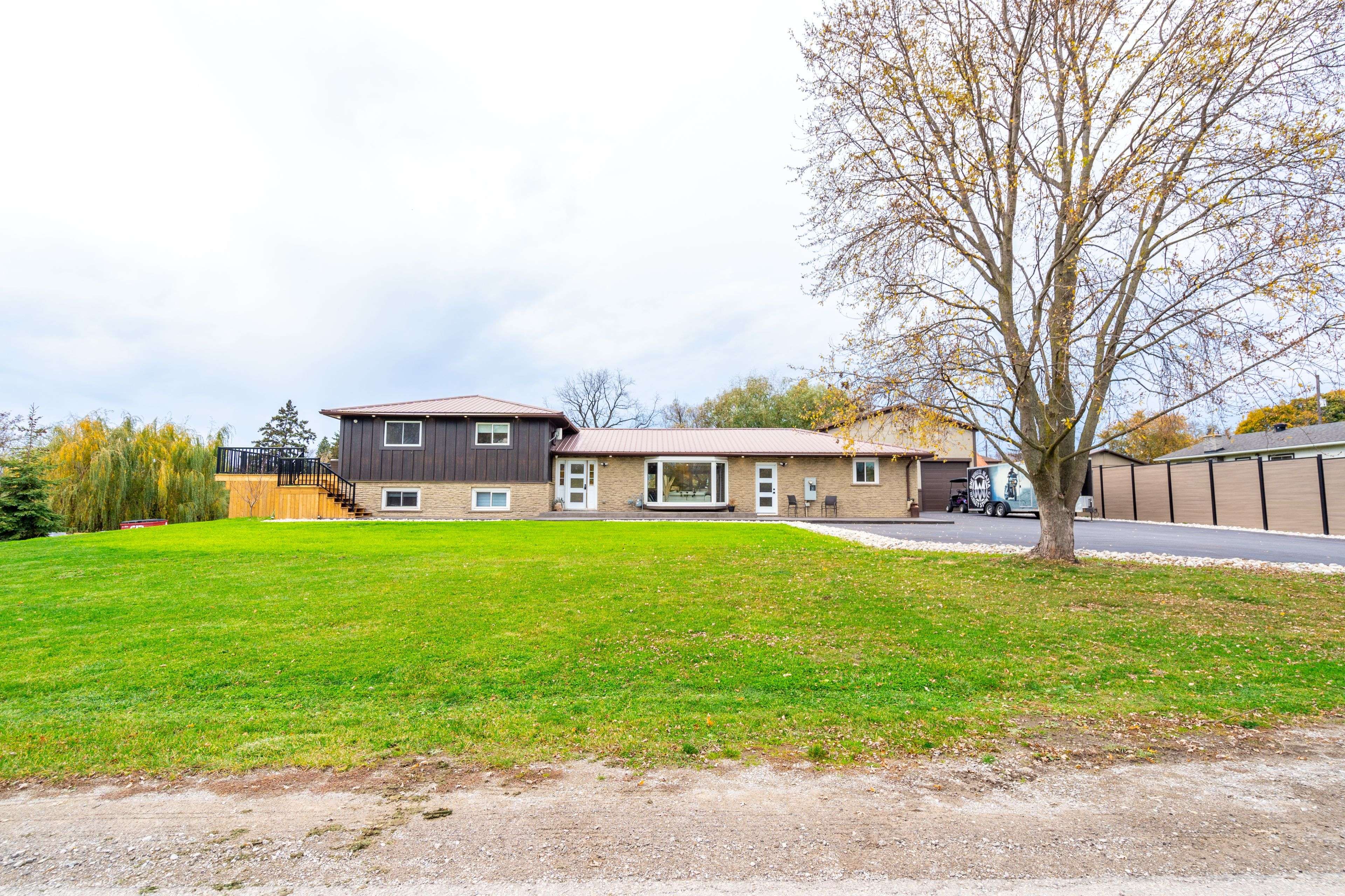 Haldimand, ON N0A 1L0,4006 Queen ST