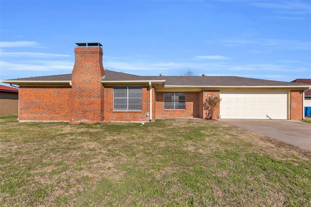 Corsicana, TX 75110,1413 S Benton Street