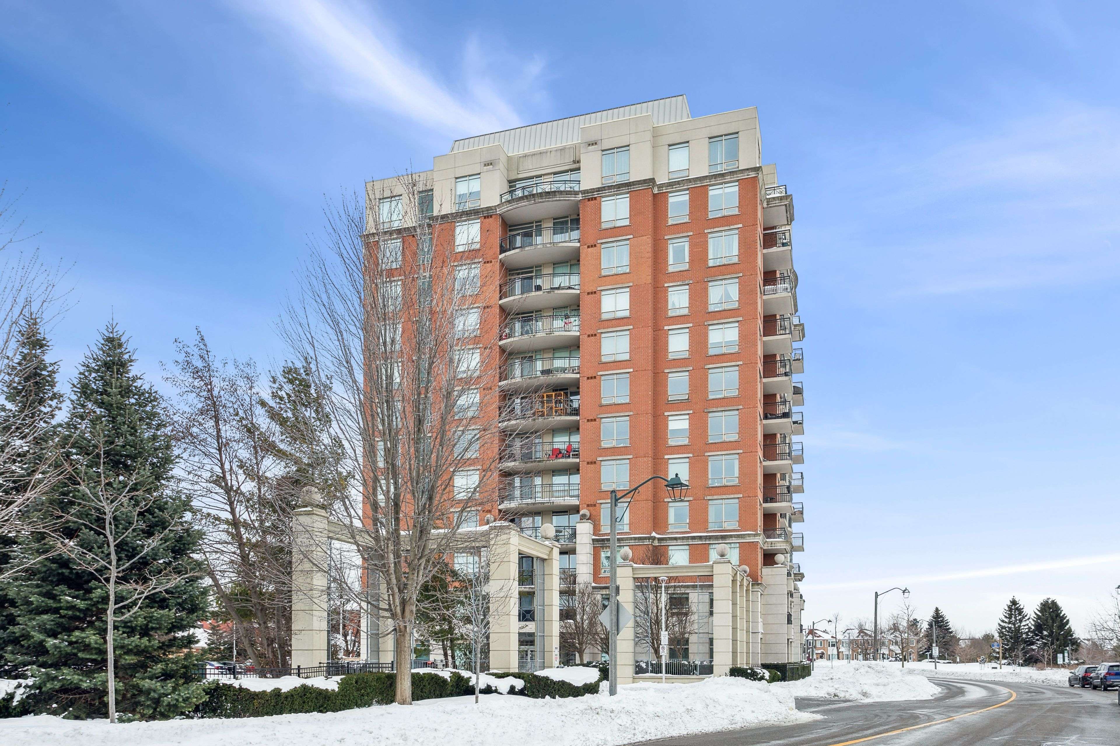 Oakville, ON L6H 0E2,2325 Central Park DR #1108