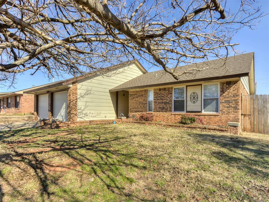 Moore, OK 73160,624 Cottonwood Drive